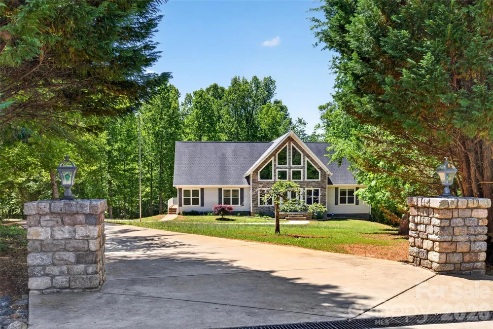 2977 Cabin Creek Drive Catawba, NC 28609