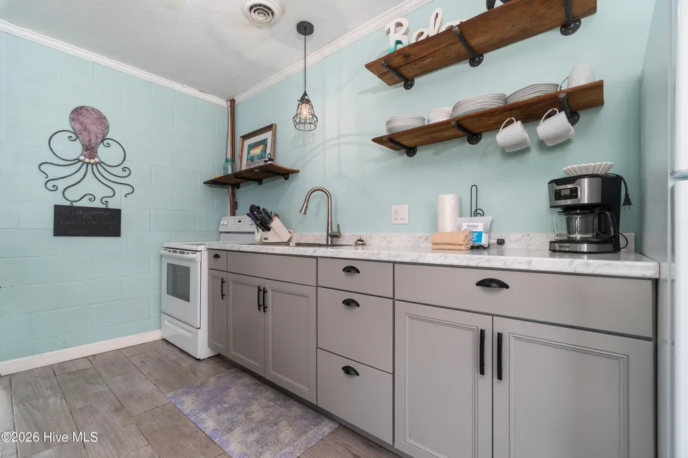 207 E Terminal Boulevard Atlantic Beach, NC 28512