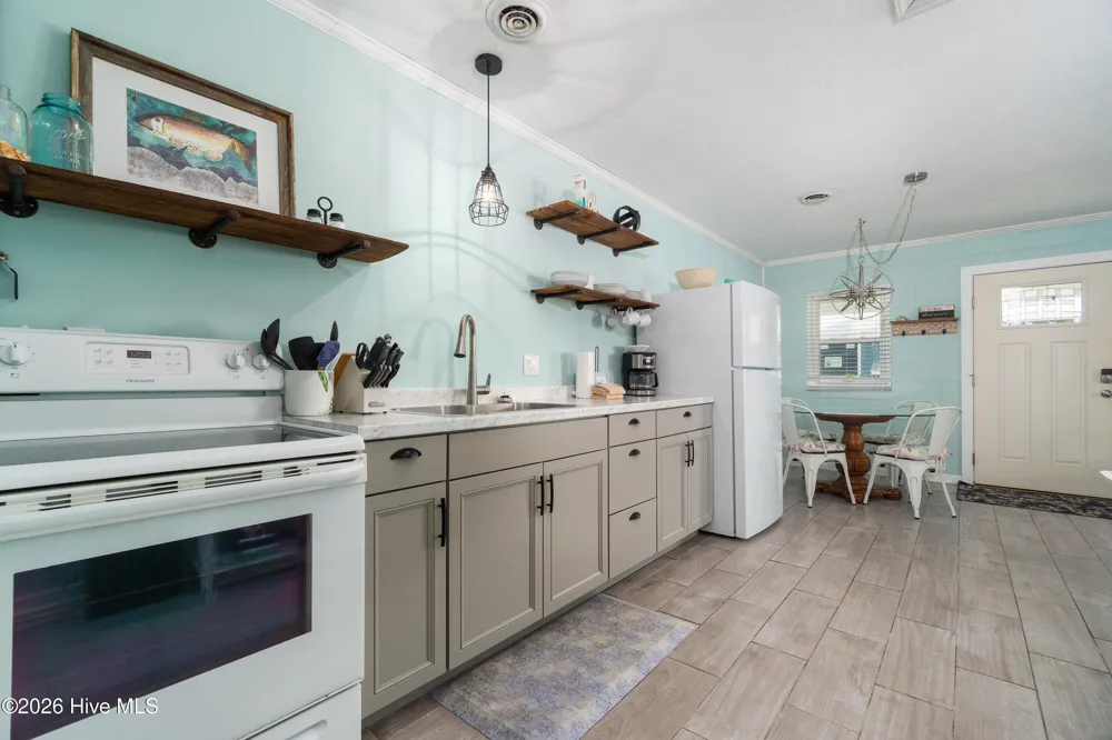 207 E Terminal Boulevard Atlantic Beach, NC 28512
