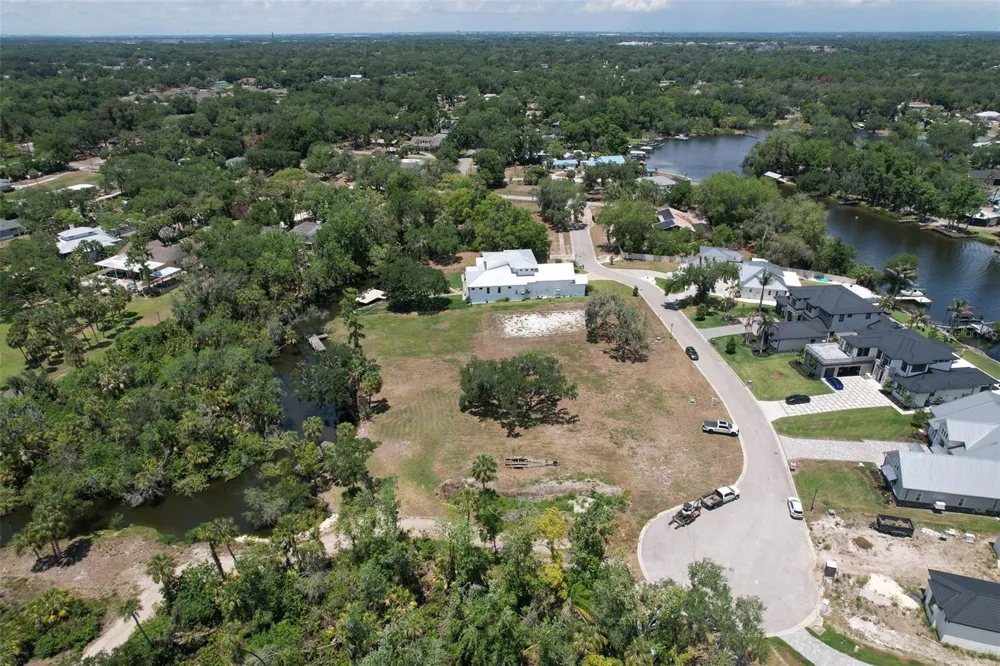 8325 ALAFIA POINTE DRIVE Riverview, FL 33578