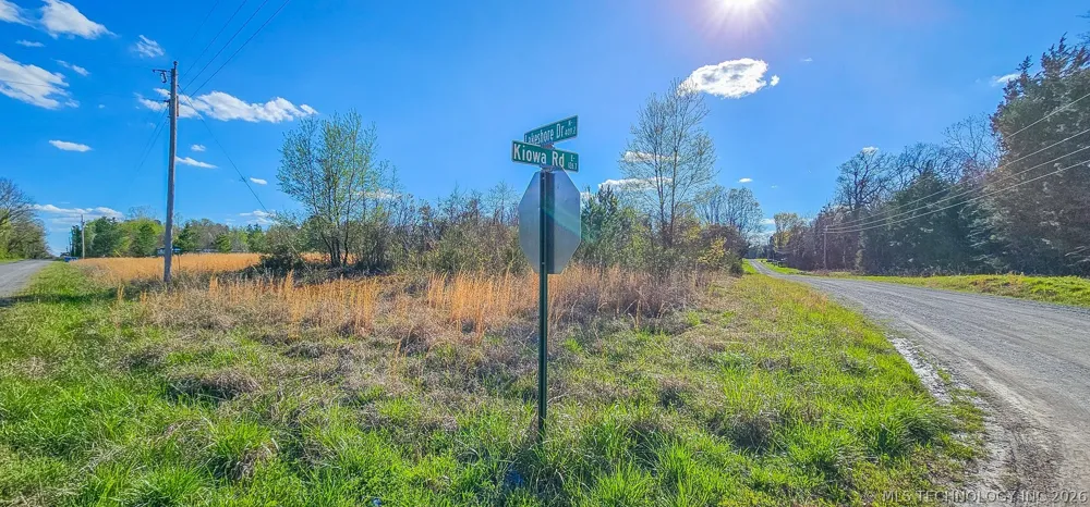 107 E Lakeshore Drive Canadian, OK 74501