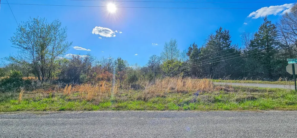 107 E Lakeshore Drive Canadian, OK 74501
