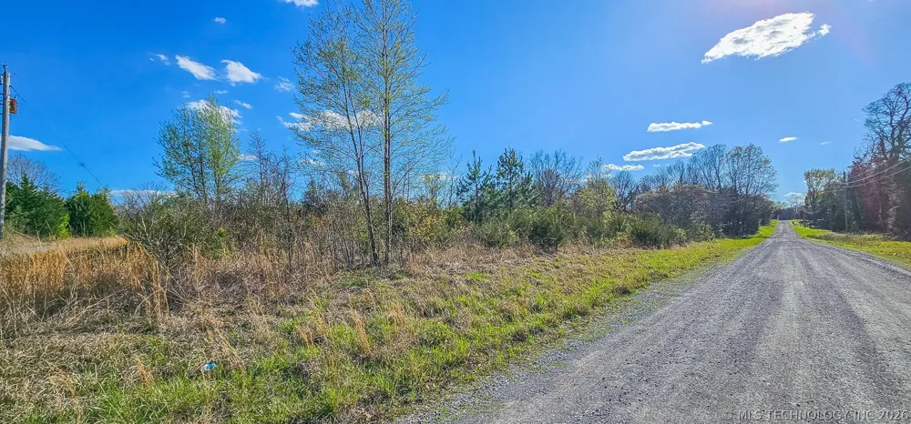 107 E Lakeshore Drive Canadian, OK 74501