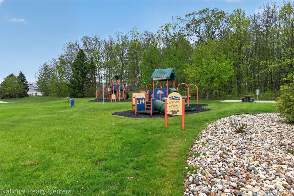 4371 Aster Boulevard Genoa Township, MI 48843
