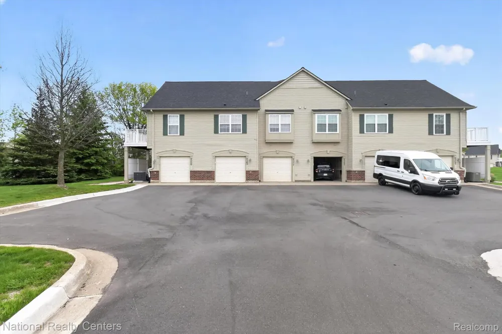 4371 Aster Boulevard Genoa Township, MI 48843
