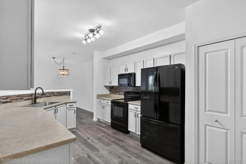 4371 Aster Boulevard Genoa Township, MI 48843