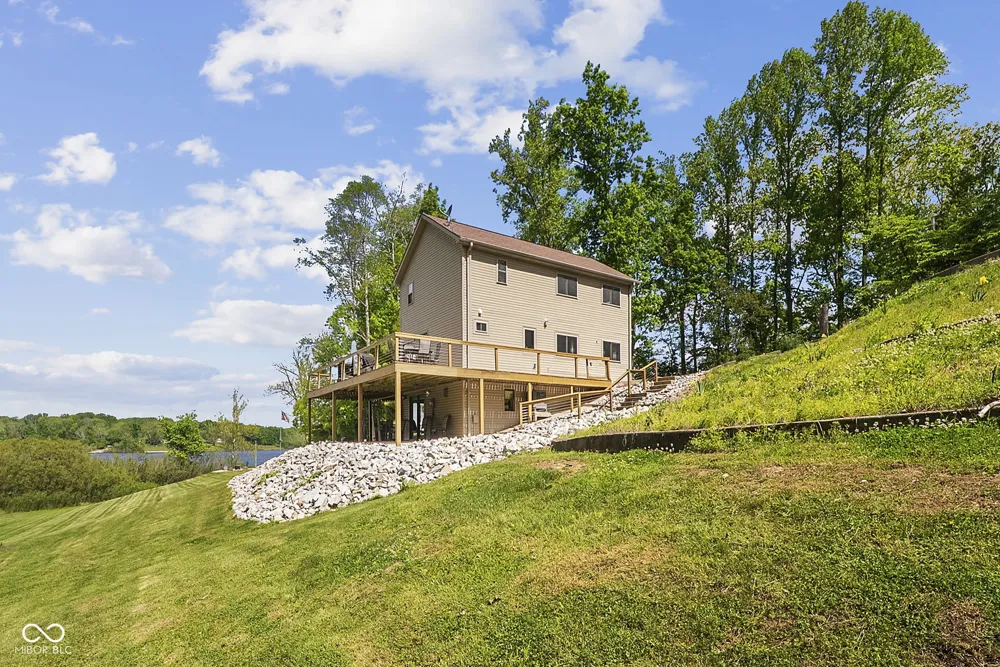 1068 S Turnbow Drive Rockville, IN 47872