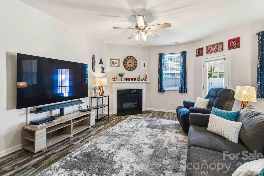 7048 Woodsbay Lane Rock Hill, SC 29732