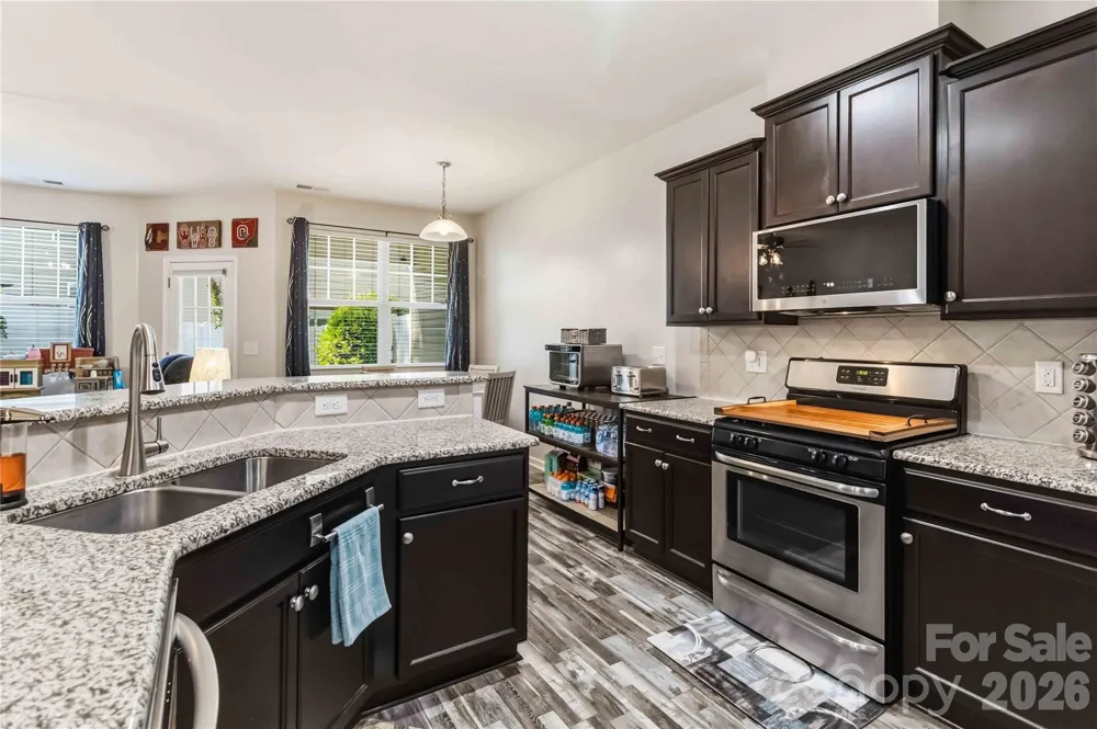 7048 Woodsbay Lane Rock Hill, SC 29732