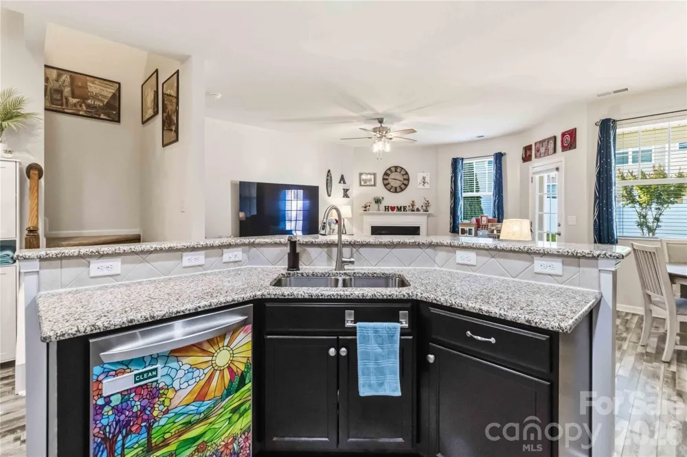 7048 Woodsbay Lane Rock Hill, SC 29732