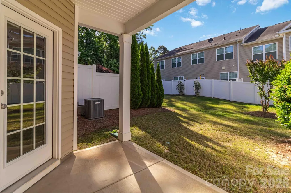 7048 Woodsbay Lane Rock Hill, SC 29732