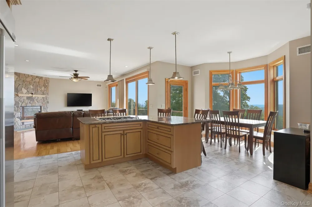 4 Rachel Court Bloomingburg, NY 12721
