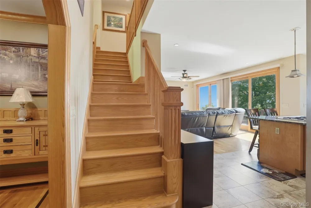 4 Rachel Court Bloomingburg, NY 12721