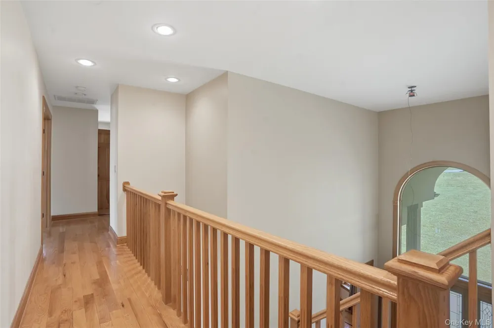 4 Rachel Court Bloomingburg, NY 12721