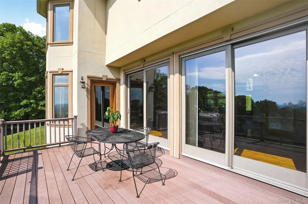 4 Rachel Court Bloomingburg, NY 12721
