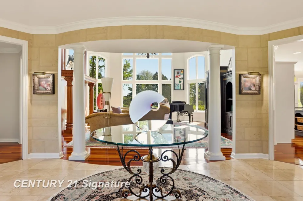 8 Appleshire Court Thomas Township, MI 48623