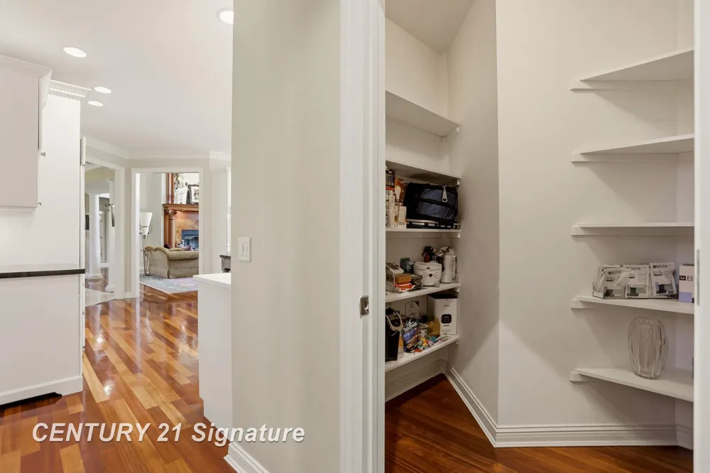 8 Appleshire Court Thomas Township, MI 48623