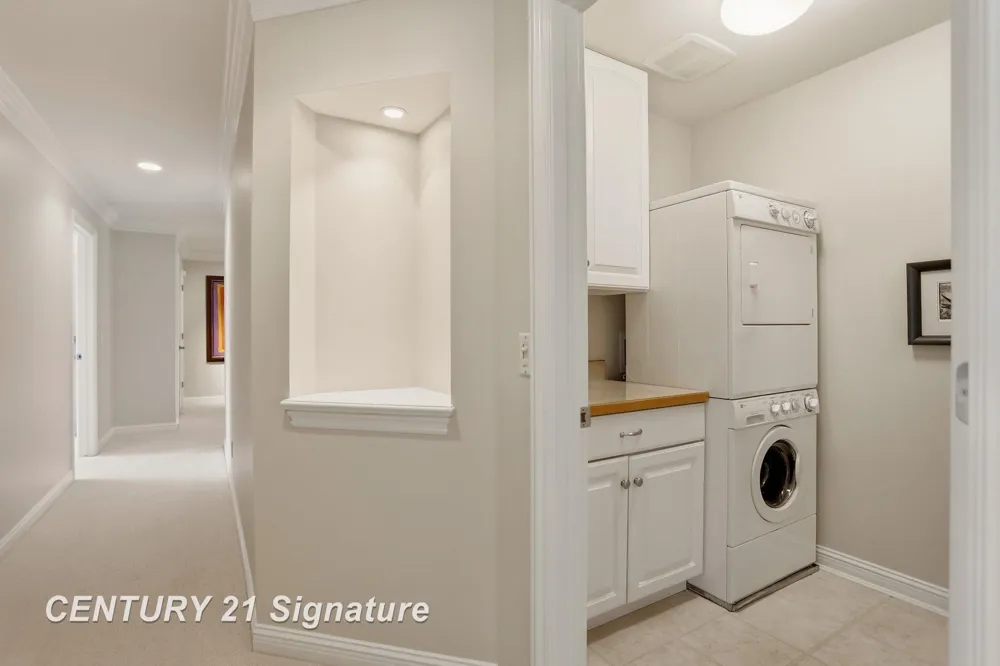 8 Appleshire Court Thomas Township, MI 48623