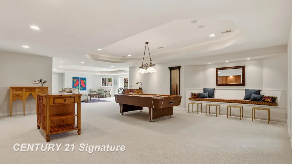8 Appleshire Court Thomas Township, MI 48623