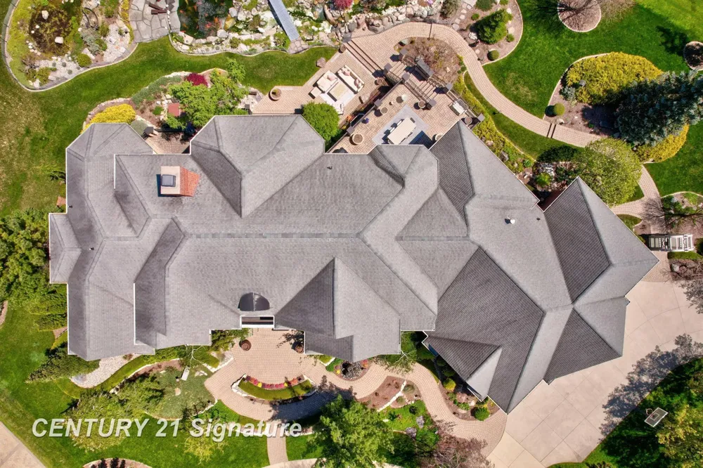 8 Appleshire Court Thomas Township, MI 48623