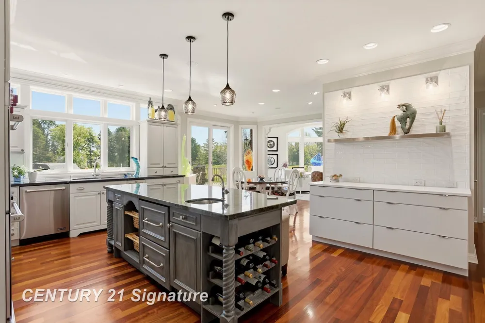 8 Appleshire Court Thomas Township, MI 48623