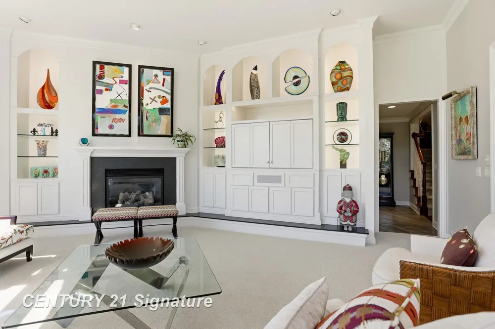 8 Appleshire Court Thomas Township, MI 48623