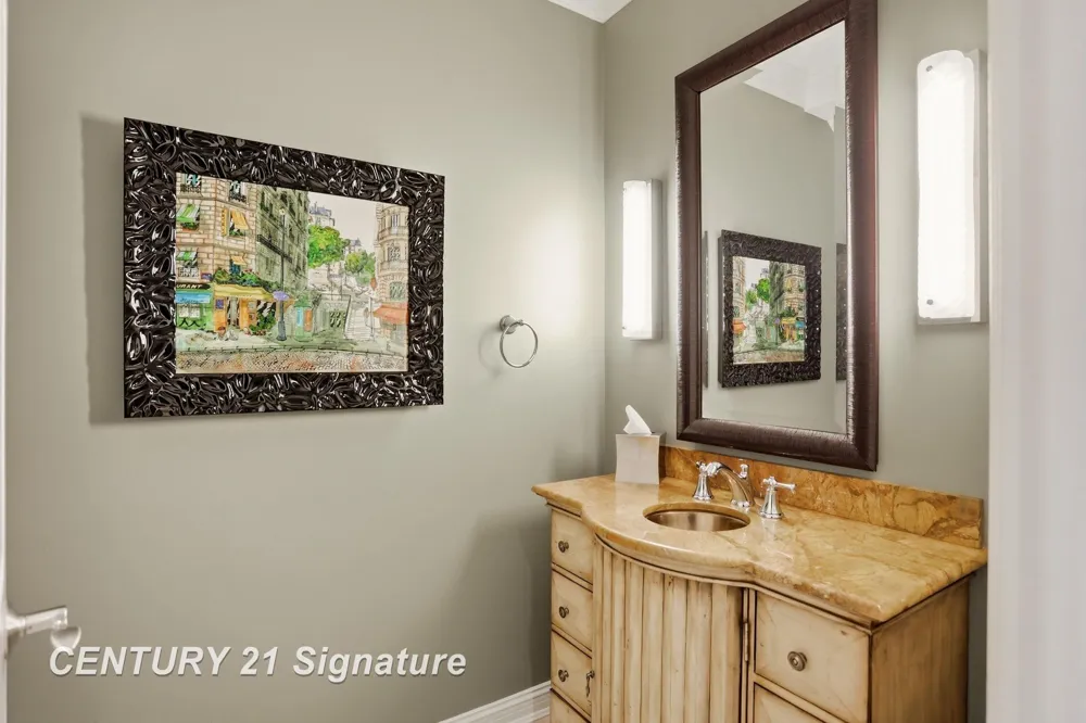 8 Appleshire Court Thomas Township, MI 48623