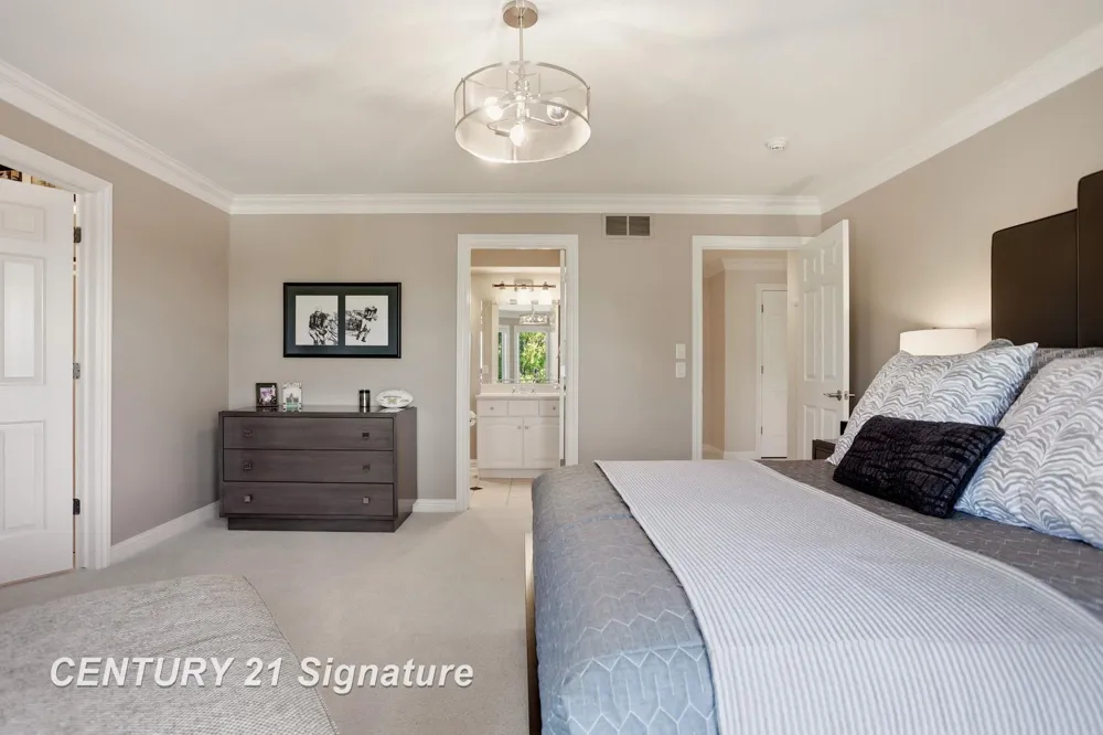 8 Appleshire Court Thomas Township, MI 48623