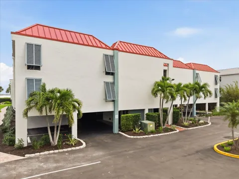 3705 E BAY DRIVE #117