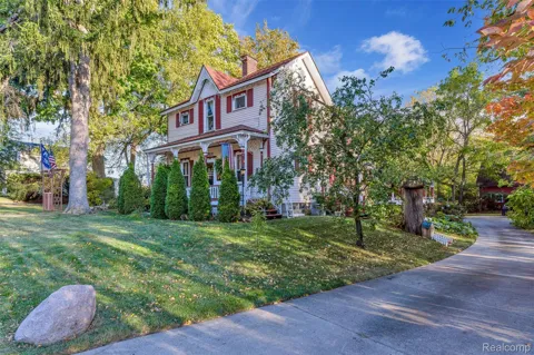 327 Reid Road