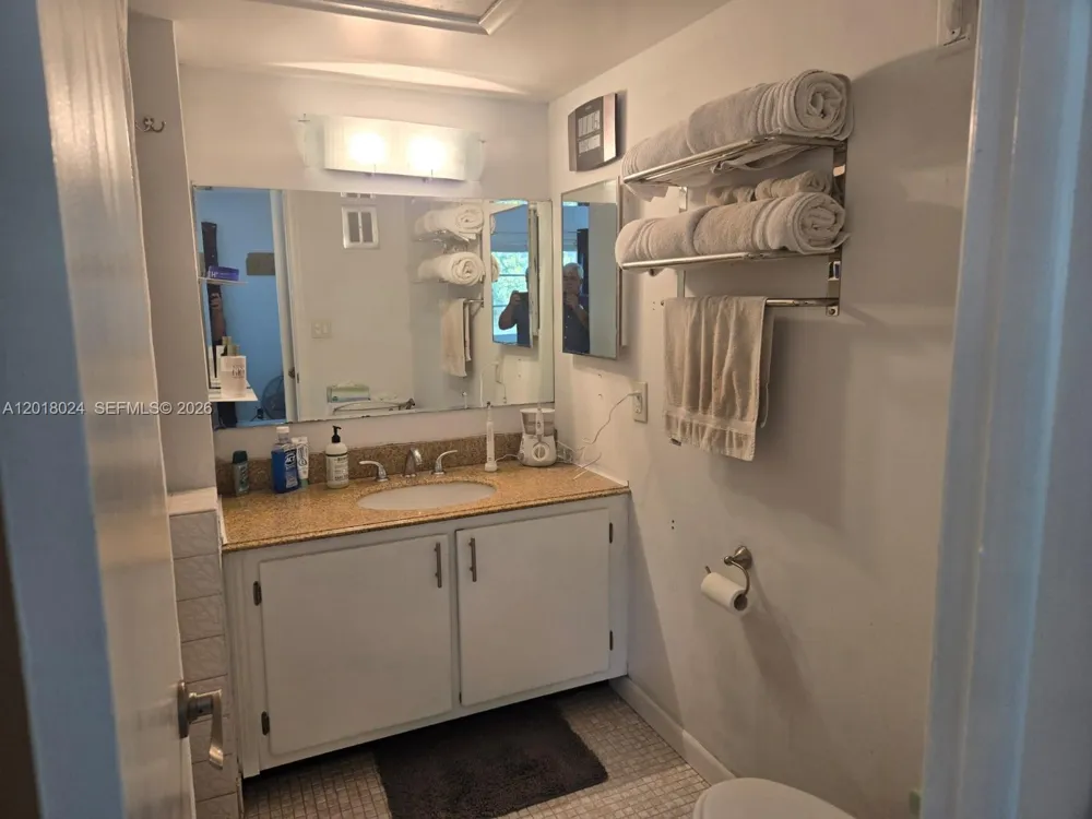 1950 Andrews Ave #208D Wilton Manors, FL 33311