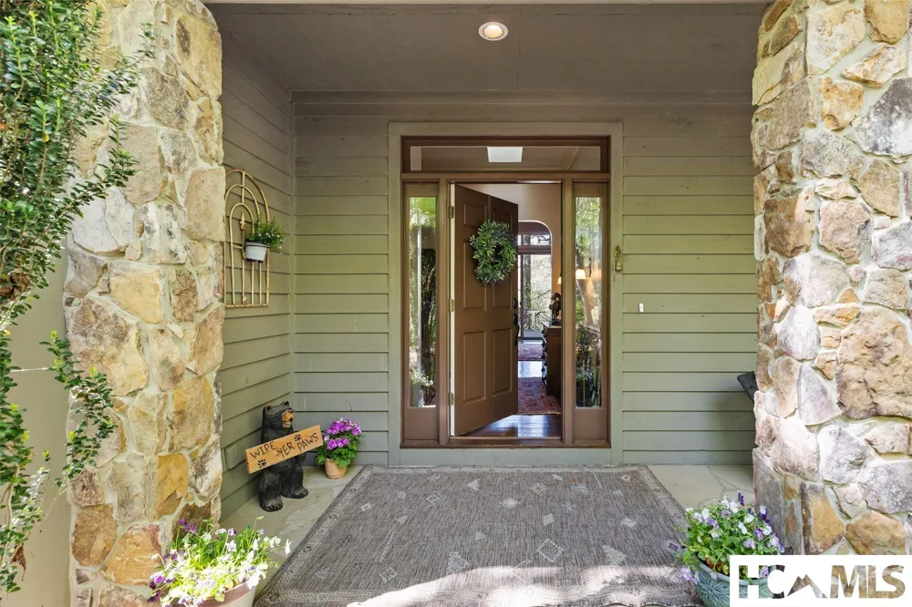 21 Laurel Wood Court Sapphire, NC 28774
