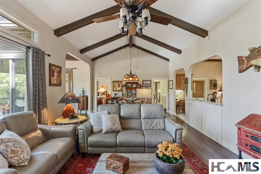 21 Laurel Wood Court Sapphire, NC 28774