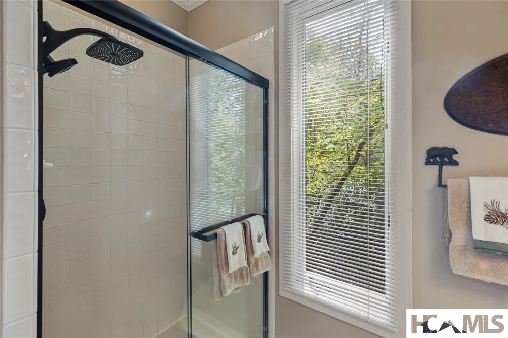 21 Laurel Wood Court Sapphire, NC 28774
