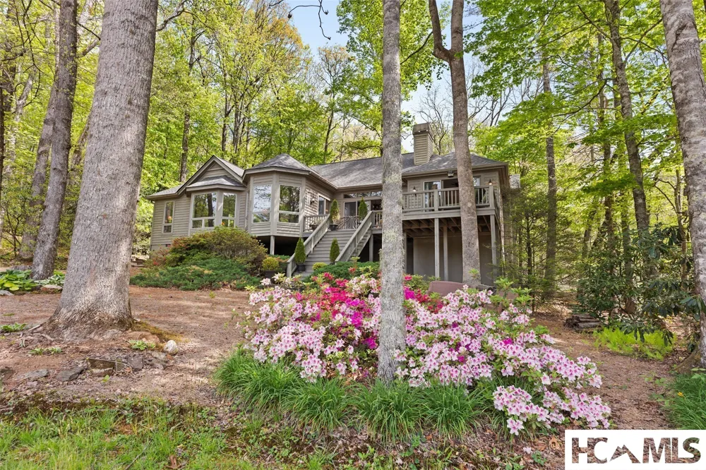 21 Laurel Wood Court Sapphire, NC 28774