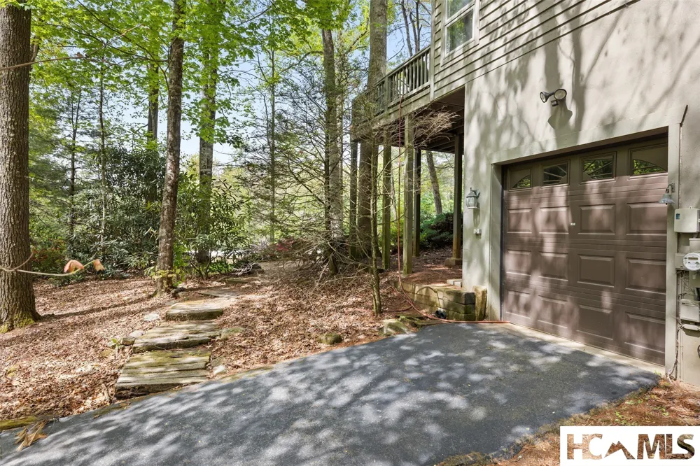 21 Laurel Wood Court Sapphire, NC 28774