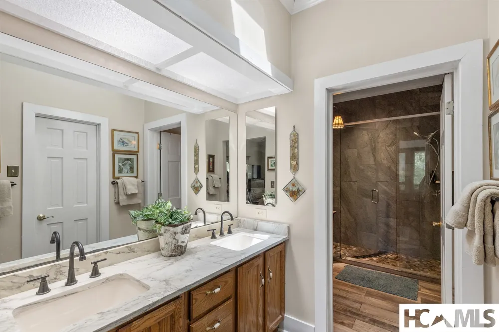 21 Laurel Wood Court Sapphire, NC 28774