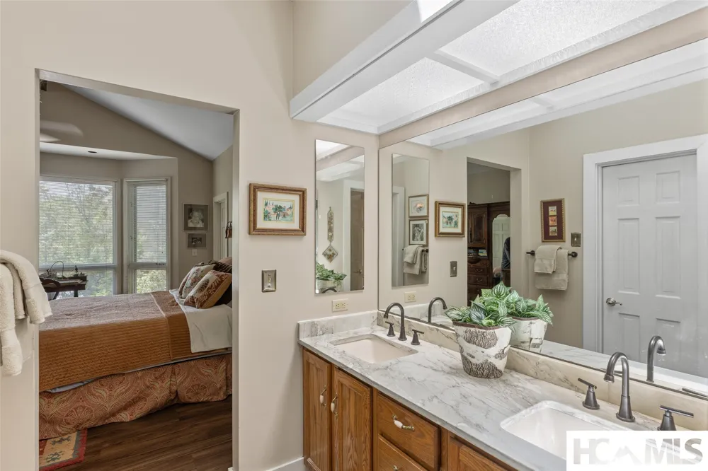 21 Laurel Wood Court Sapphire, NC 28774