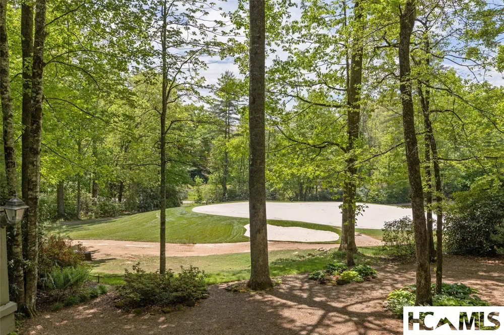 21 Laurel Wood Court Sapphire, NC 28774