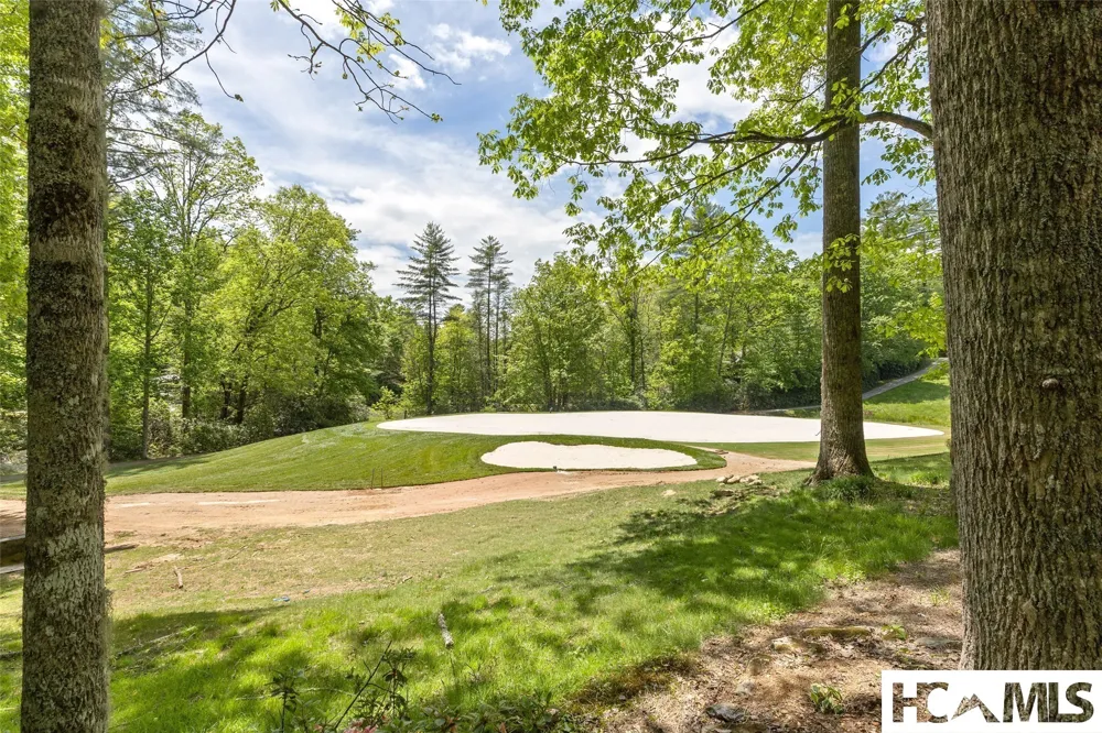 21 Laurel Wood Court Sapphire, NC 28774