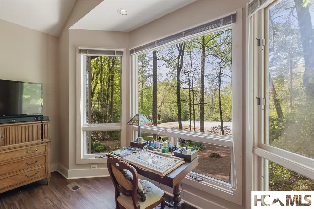 21 Laurel Wood Court Sapphire, NC 28774