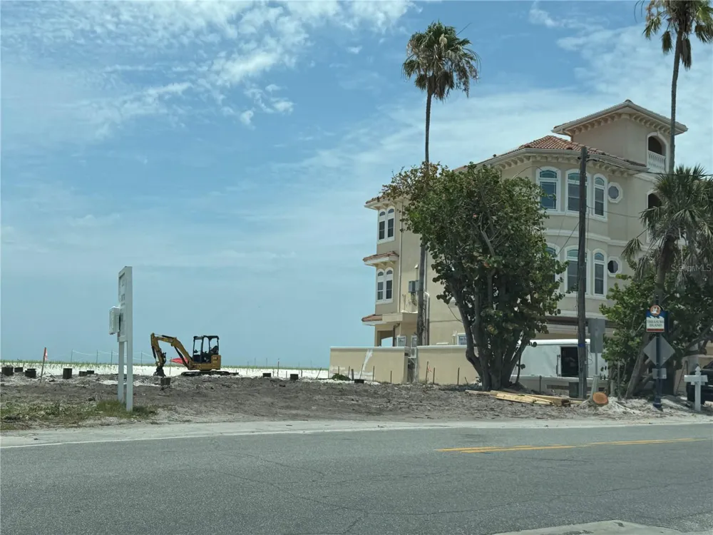116 85TH AVENUE Treasure Island, FL 33706