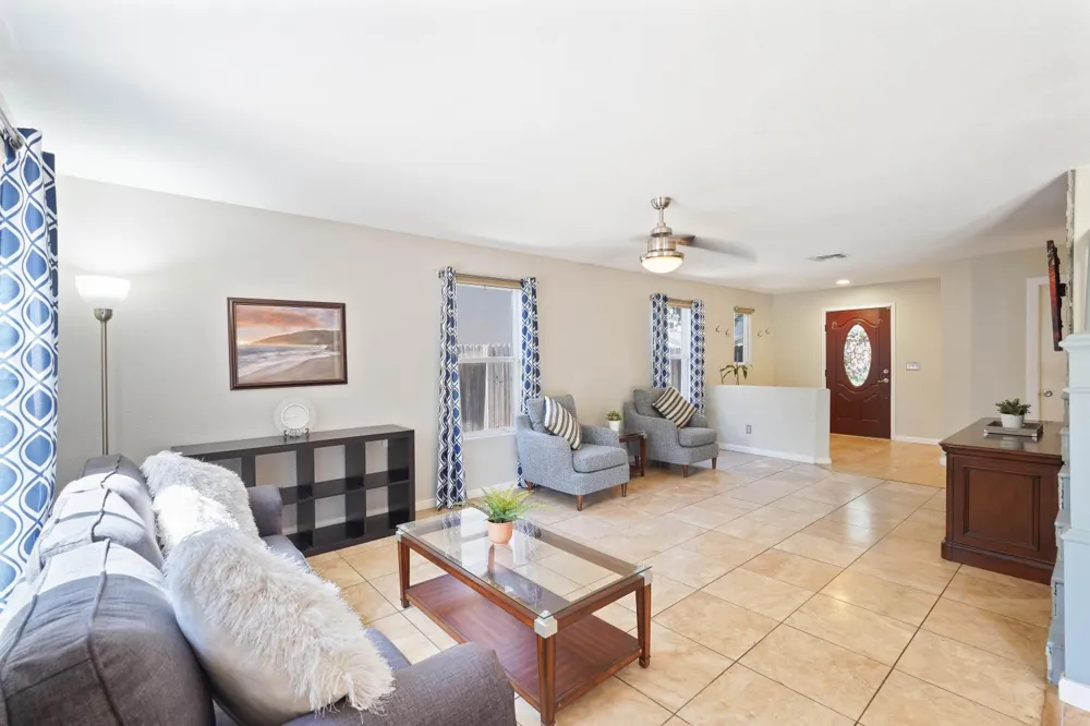 10730 Ivoryton Way Mather, CA 95655
