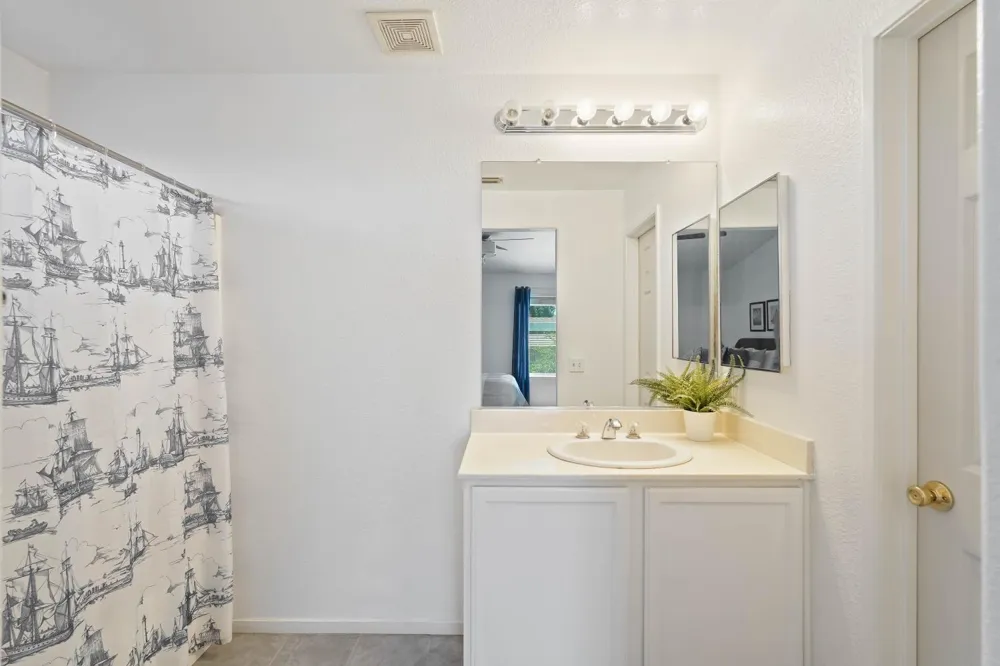 10730 Ivoryton Way Mather, CA 95655