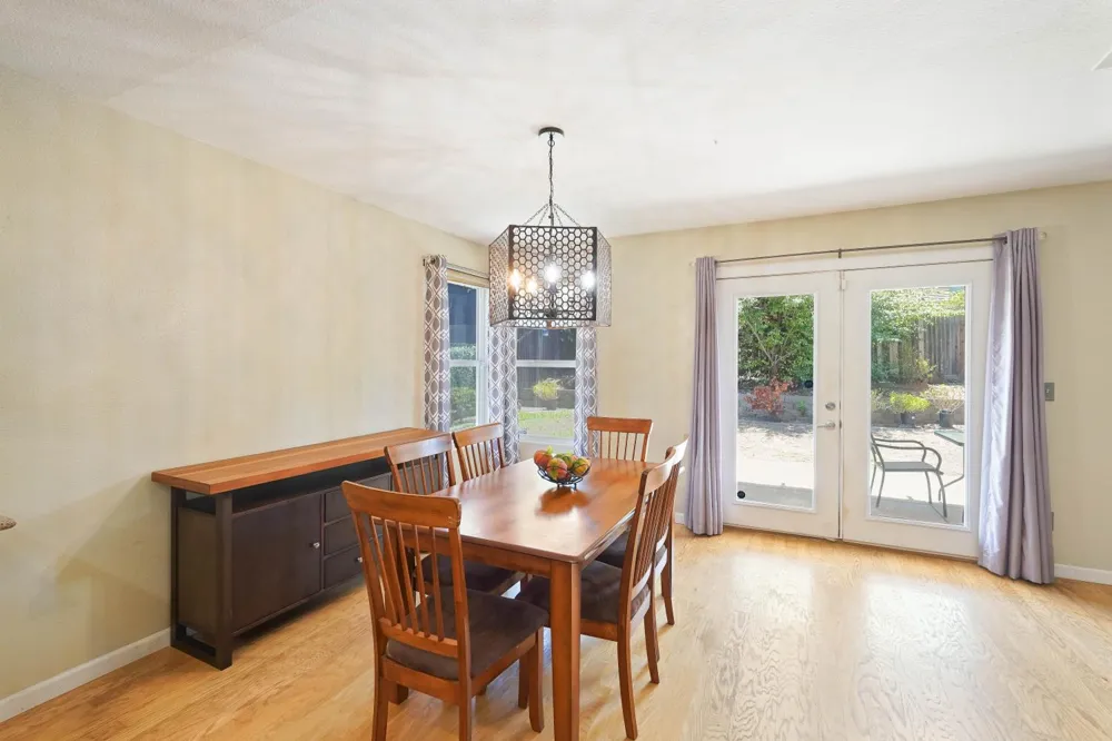 10730 Ivoryton Way Mather, CA 95655