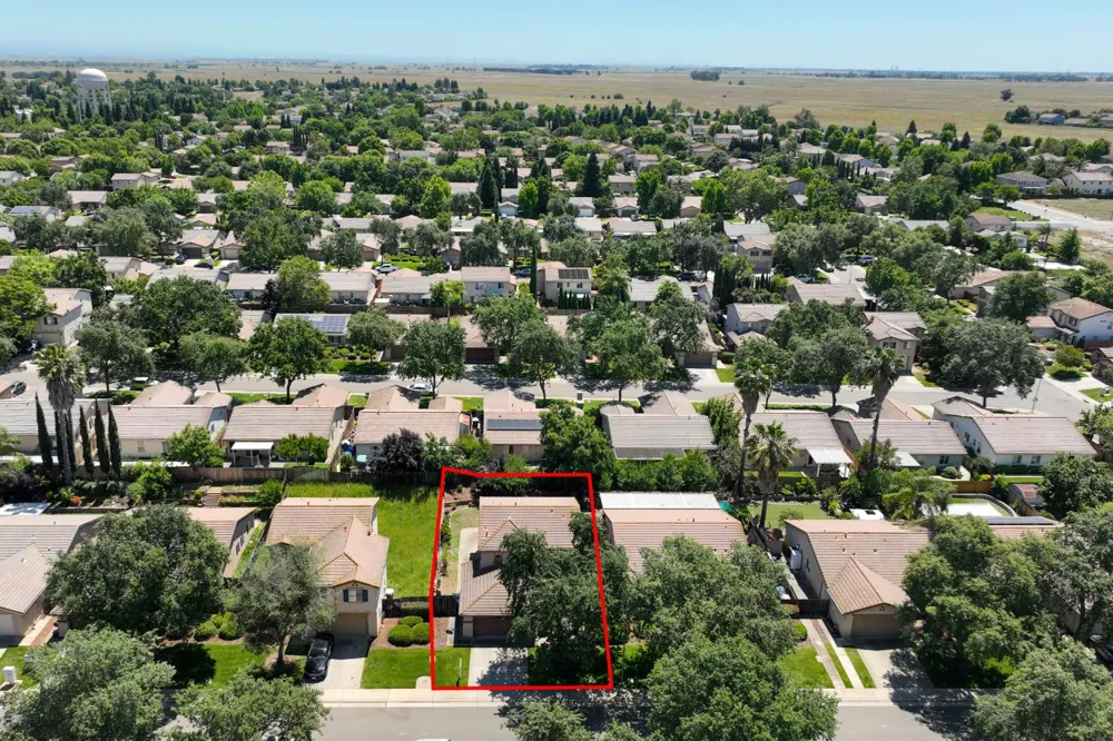 10730 Ivoryton Way Mather, CA 95655