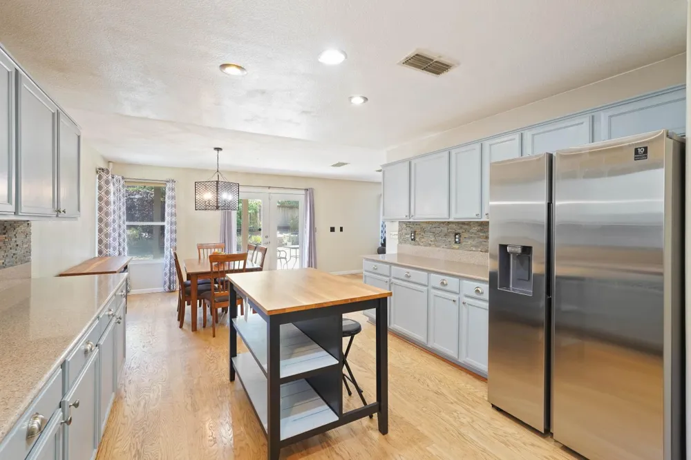 10730 Ivoryton Way Mather, CA 95655