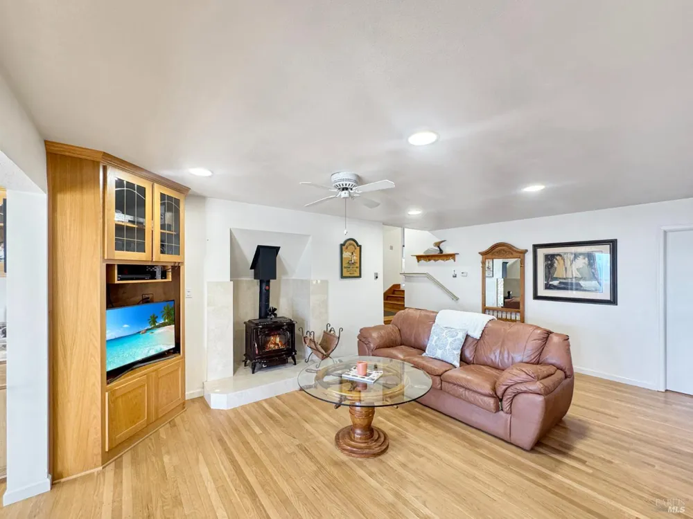 21958 Timber Cove Road Jenner, CA 95450
