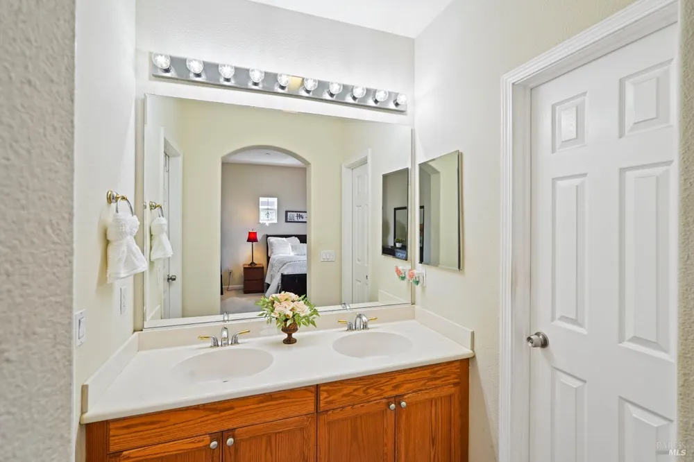 40 Moon Shadow Drive Milpitas, CA 95035