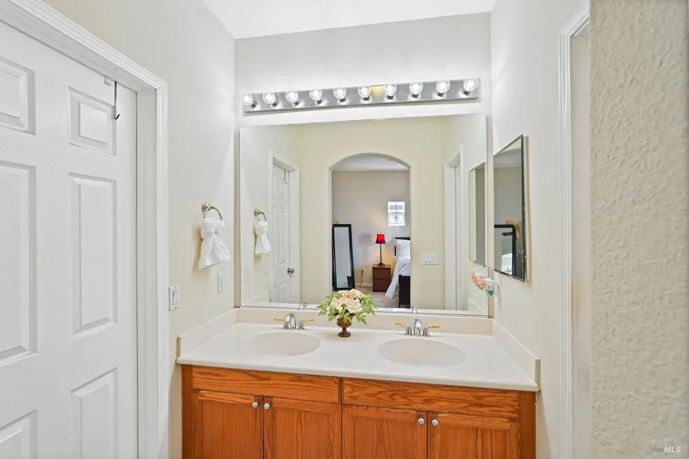 40 Moon Shadow Drive Milpitas, CA 95035
